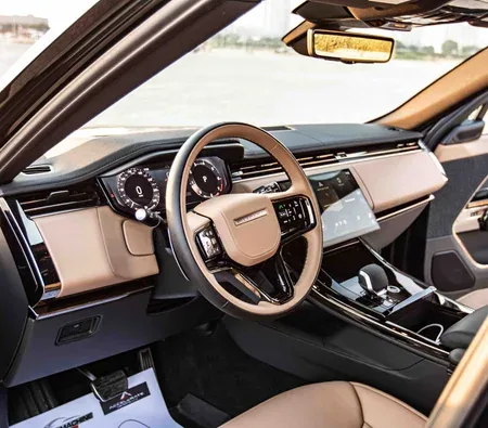 Land Rover Range Rover Sport HSE V6 2024 in Dubai — photo 2