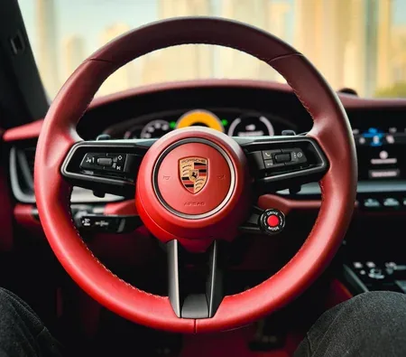 Porsche 911 Carrera 2025 in Dubai — photo 2