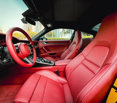 Porsche 911 Carrera 2025 in Dubai — photo 4