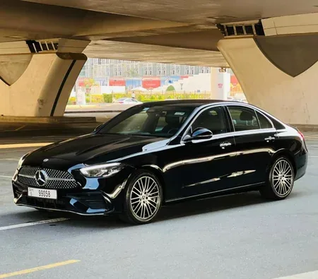 Mercedes-Benz C300 2022 — аренда в Дубае — фото 2