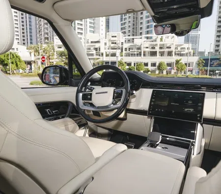 Land Rover Range Rover Vogue Autobiography V6 2024 in Dubai — photo 3