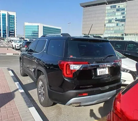 GMC Acadia 2023 in Dubai — photo 5