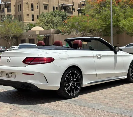 Mercedes-Benz C300 Convertible 2022 in Dubai — photo 5