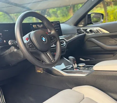 BMW M4 Competition Coupe 2024 — аренда в Дубае — фото 8