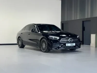 Mercedes-Benz C200 2025