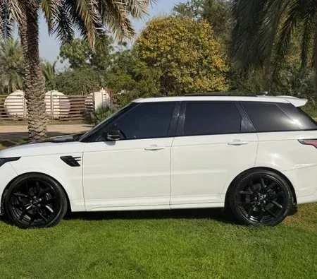 Land Rover Range Rover Sport SVR 2022 — аренда в Дубае — фото 9