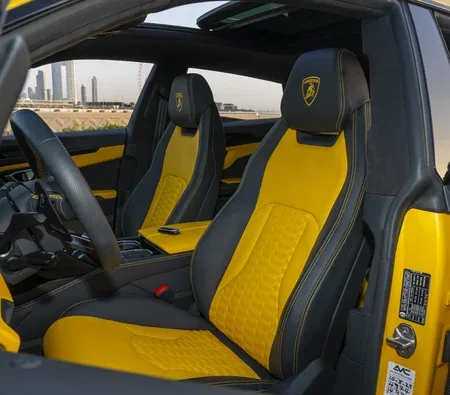 Lamborghini Urus 2022 in Dubai — photo 8