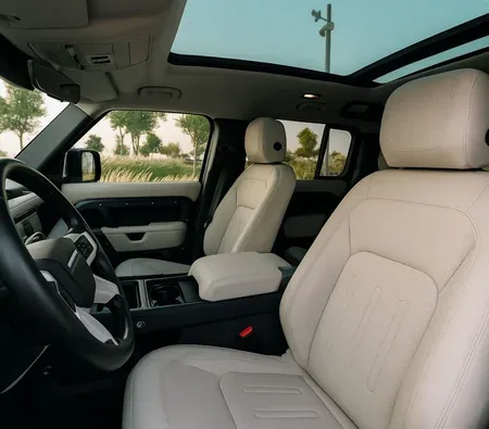 Land Rover Defender 2022 in Dubai — photo 3