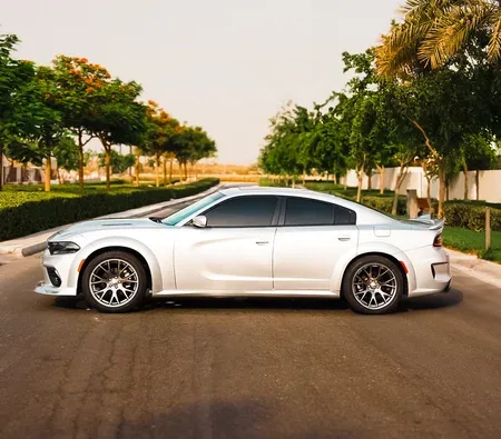 Dodge Charger SRT Kit V6 2022 in Dubai — photo 2