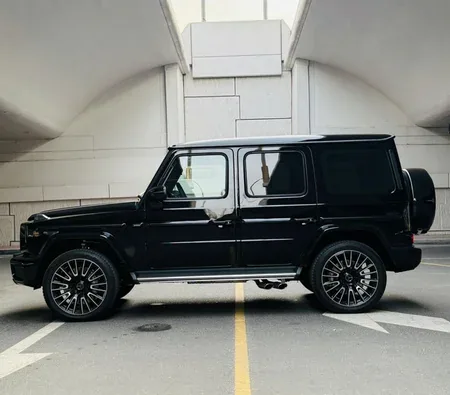 Mercedes-Benz G63 AMG 2025 — аренда в Дубае — фото 4