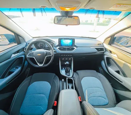 Chevrolet Captiva 2023 in Dubai — photo 5