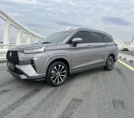 Toyota Veloz 2024 in Dubai — photo 6