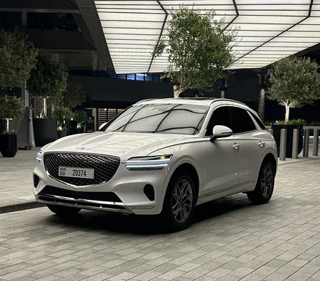 Genesis GV70 2022 in Dubai — photo 8