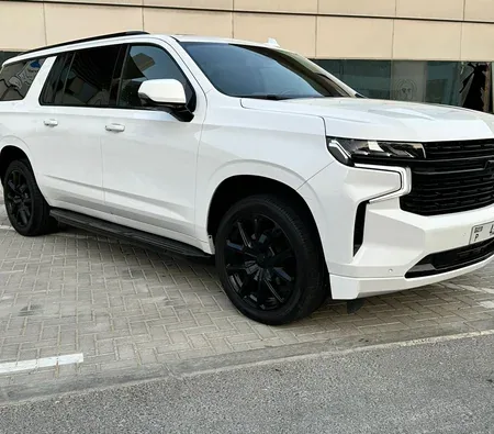 Chevrolet Suburban 2022 in Dubai — photo 4