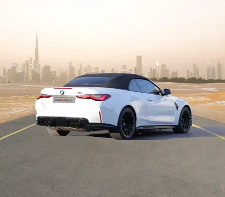 BMW M4 Competition Convertible 2025 — аренда в Дубае — фото 5