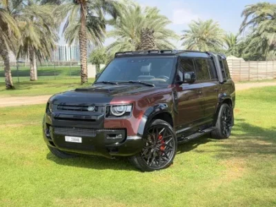 Land Rover Defender 2023