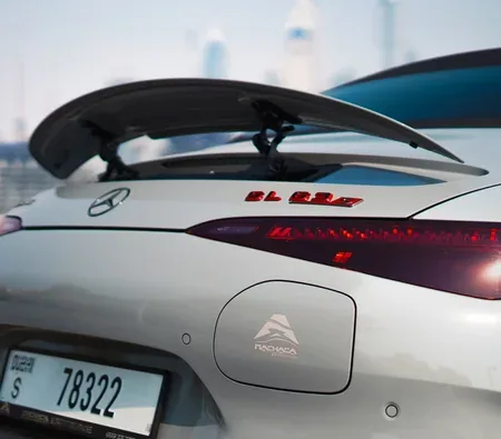 Mercedes-Benz AMG SL 63s E Performance 2024 in Dubai — photo 9
