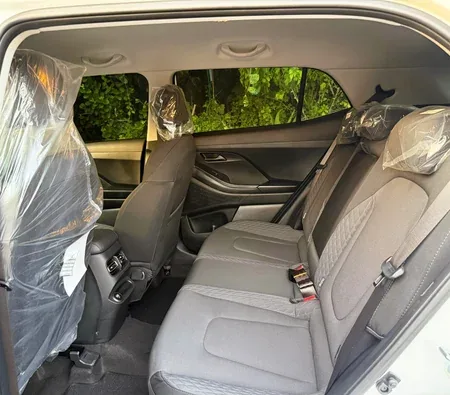 Hyundai Creta 5 Seater 2025 in Dubai — photo 5