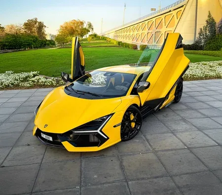 Lamborghini Revuelto 2024 напрокат