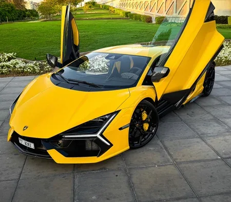 Lamborghini Revuelto 2024 — аренда в Дубае — фото 4