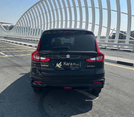 Suzuki Ertiga 2023 — аренда в Дубае — фото 3