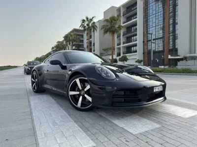 Porsche 911 Carrera 4S 2025