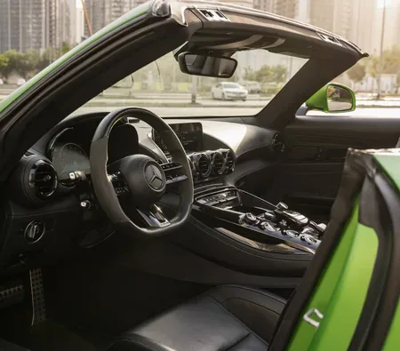 Mercedes-Benz AMG GT Convertible 2022 — аренда в Дубае — фото 9