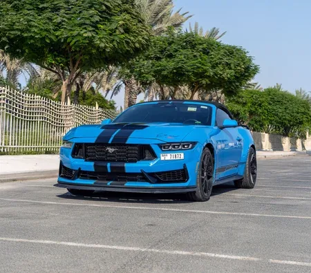 Ford Mustang EcoBoost Convertible V4 2024 in Dubai — photo 2