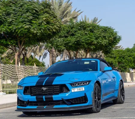 Ford Mustang EcoBoost Convertible V4 2024 in Dubai — photo 9