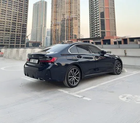 BMW 325i 2025 in Dubai — photo 6