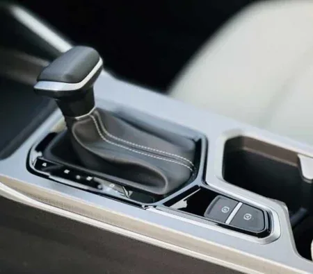 Geely Emgrand 2026 in Dubai — photo 3