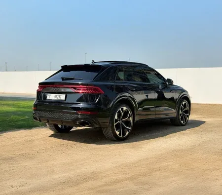 Audi RS Q8 2023 in Dubai — photo 5