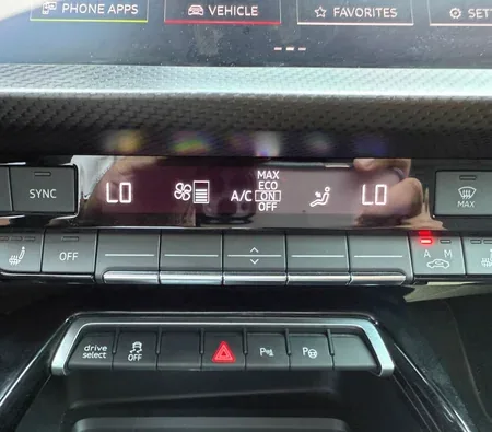 Audi RS3 2024 in Dubai — photo 7