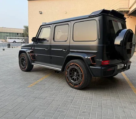 Mercedes-Benz G63 AMG Brabus 2023 — аренда в Дубае — фото 3