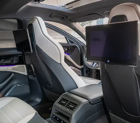 Porsche Panamera 4S E-Hybrid 2025 in Dubai — photo 9