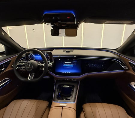 Mercedes-Benz E200 2026 — аренда в Дубае — фото 2