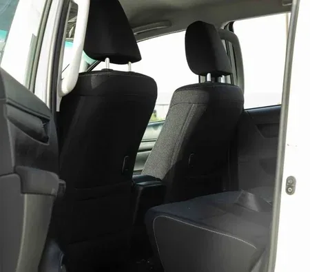 Toyota Hilux 4×4 2024 in Abu Dhabi — photo 4