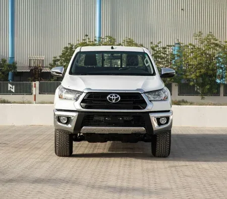 Toyota Hilux 4×4 2024 for rent