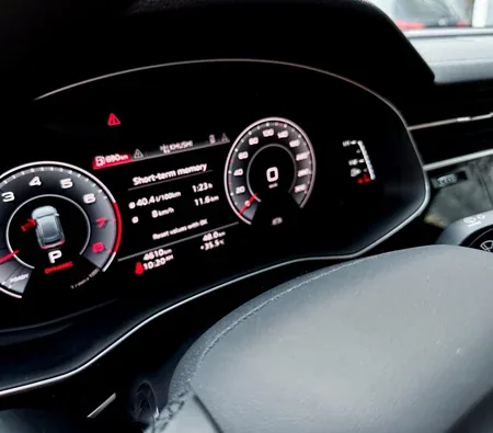 Audi Q8 2023 in Ajman — photo 8
