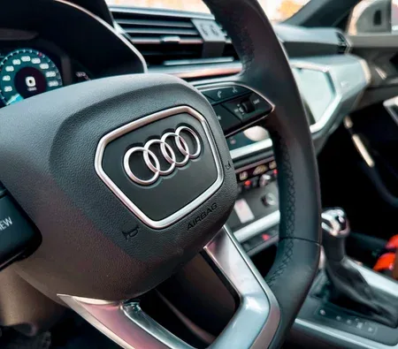 Audi Q3 2024 in Sharjah — photo 7