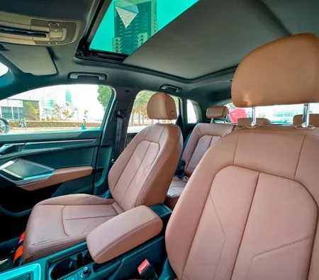 Audi Q3 2024 in Sharjah — photo 9