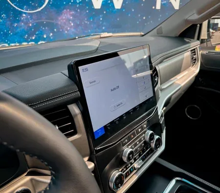 Ford Expedition 2023 in Sharjah — photo 10