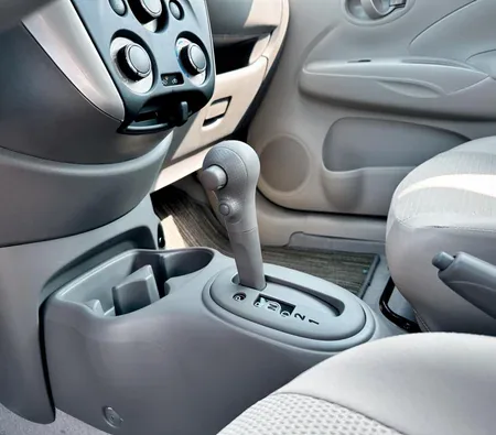 Nissan Sunny 2024 in Sharjah — photo 9