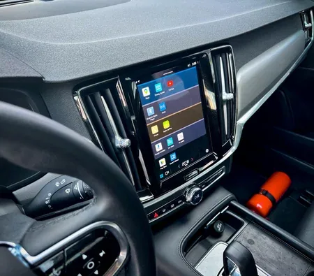 Volvo S90 2023 in Sharjah — photo 6