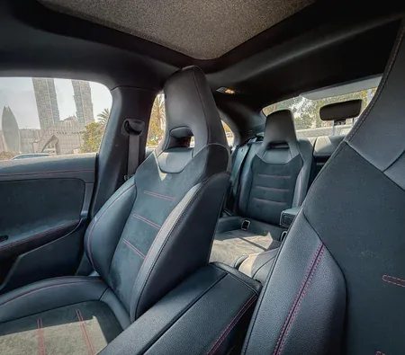 Mercedes-Benz CLA 200 2024 in Sharjah — photo 8