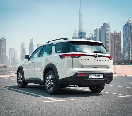 Nissan Pathfinder 2024 in Sharjah — photo 5