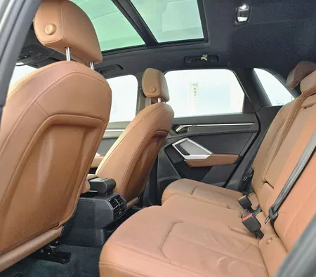 Audi Q3 2025 in Sharjah — photo 3