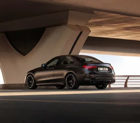 Mercedes-Benz AMG C43 2023 — аренда в Дубае — фото 5