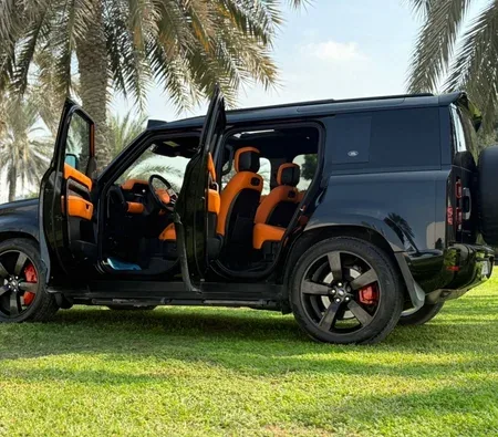 Land Rover Defender 2022 in Dubai — photo 10