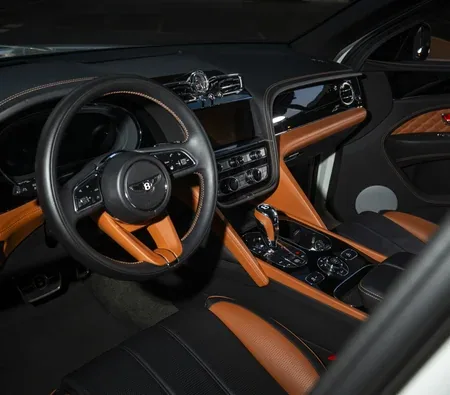 Bentley Bentayga 2024 in Dubai — photo 2